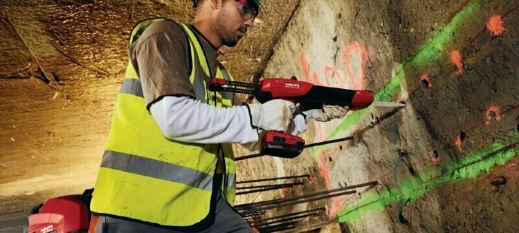 Аккумуляторный дозатор для клеевых анкеров HILTI HDE 500-A22